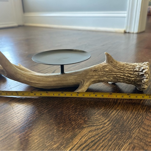 Faux Deer Antler Candle Holders - Picture 5 of 9
